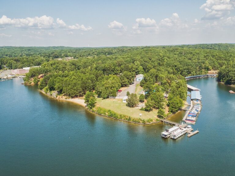 Aerial view of Long Cove Marina, a hidden gem on the banks of Lake Wylie in Charlotte, North Carolina